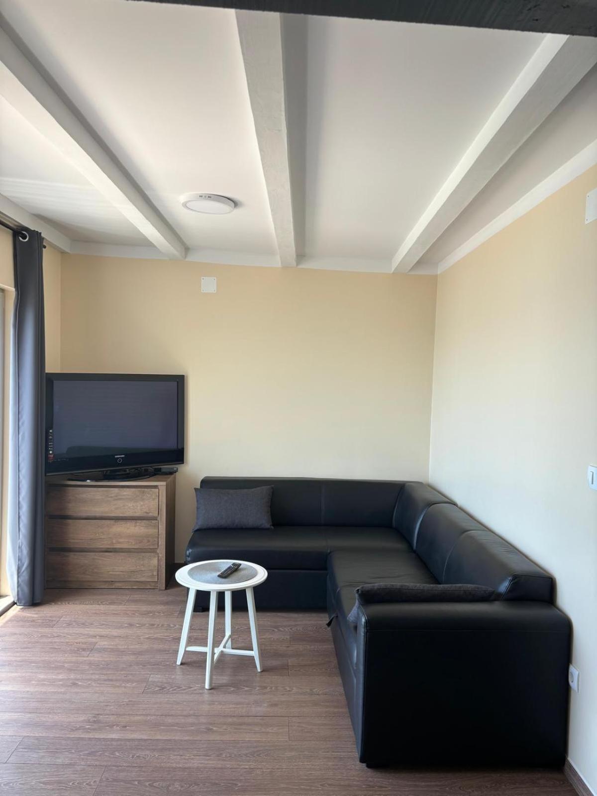Apartmani Bosnjak Starigrad Paklenica Phòng bức ảnh