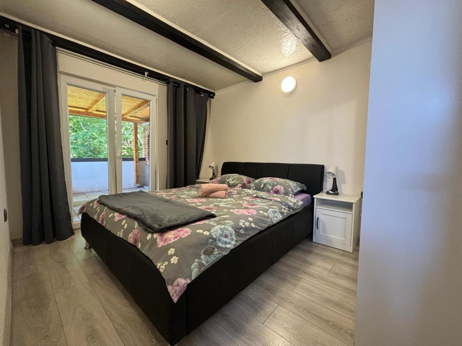 Apartmani Bosnjak Starigrad Paklenica Ngoại thất bức ảnh