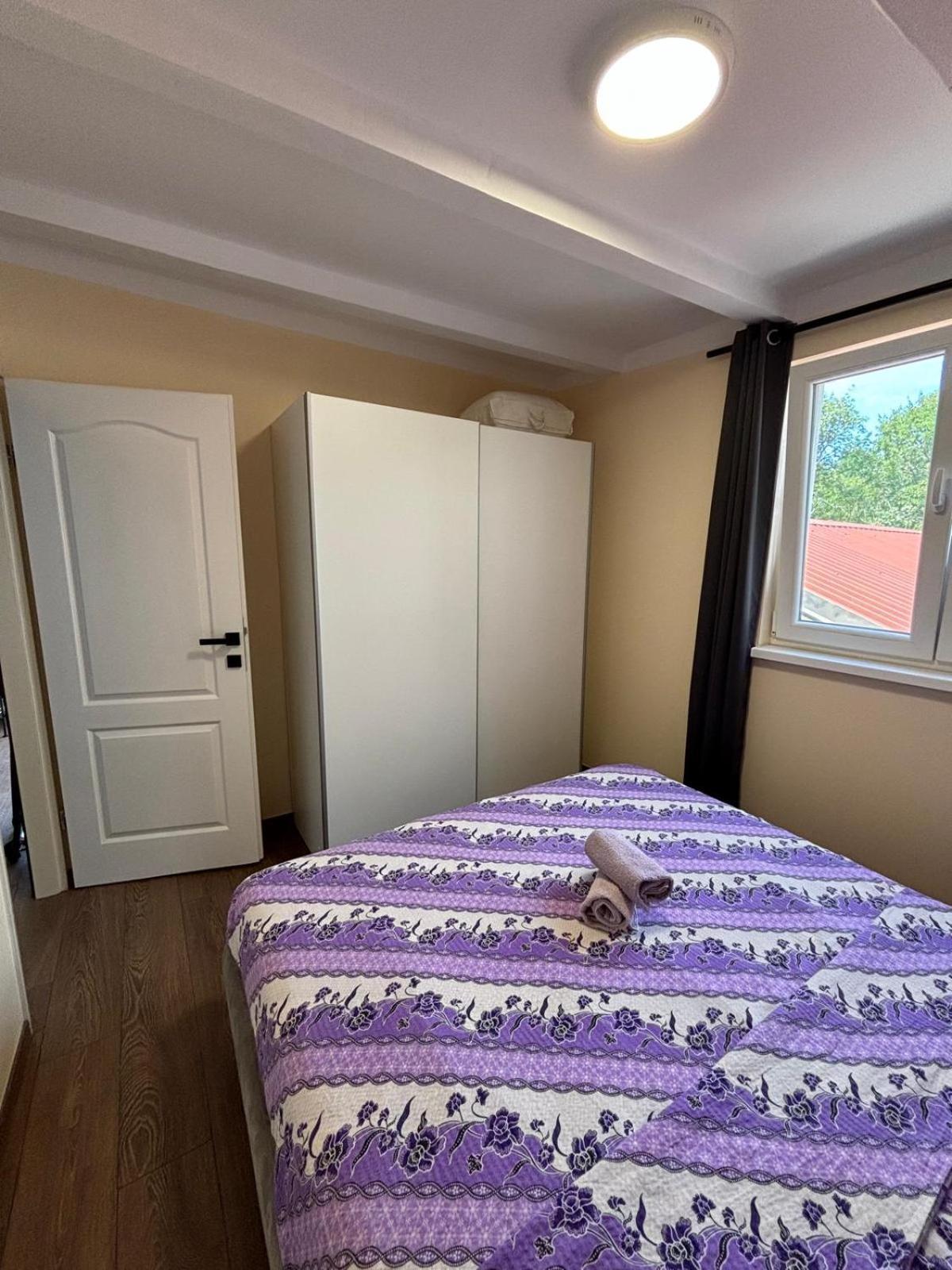Apartmani Bosnjak Starigrad Paklenica Phòng bức ảnh