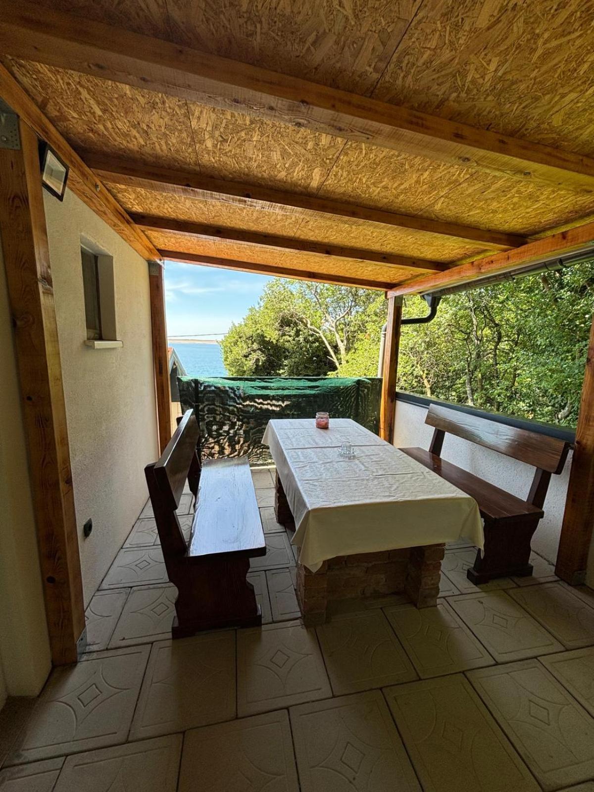Apartmani Bosnjak Starigrad Paklenica Phòng bức ảnh