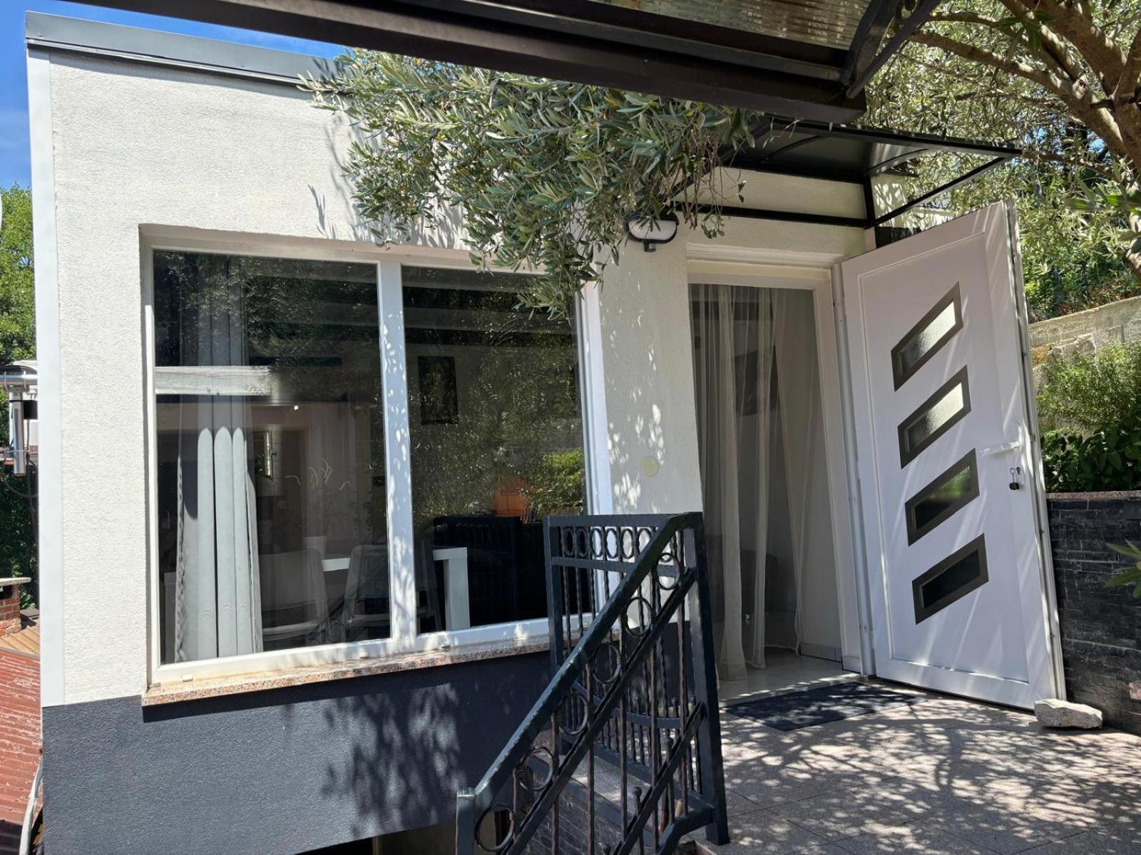 Apartmani Bosnjak Starigrad Paklenica Phòng bức ảnh