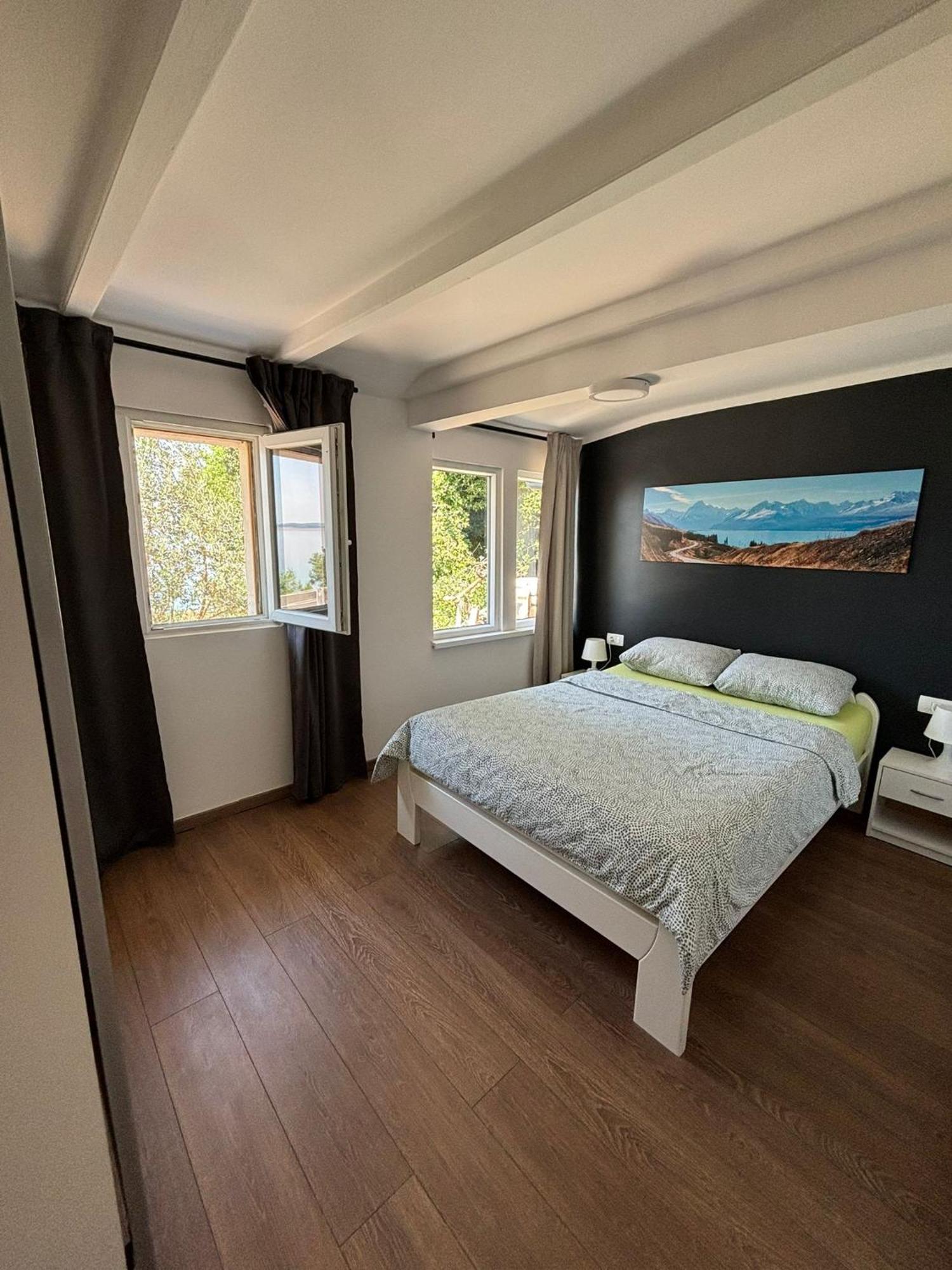 Apartmani Bosnjak Starigrad Paklenica Phòng bức ảnh